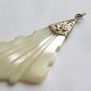 Wisiorek Lady Pearl